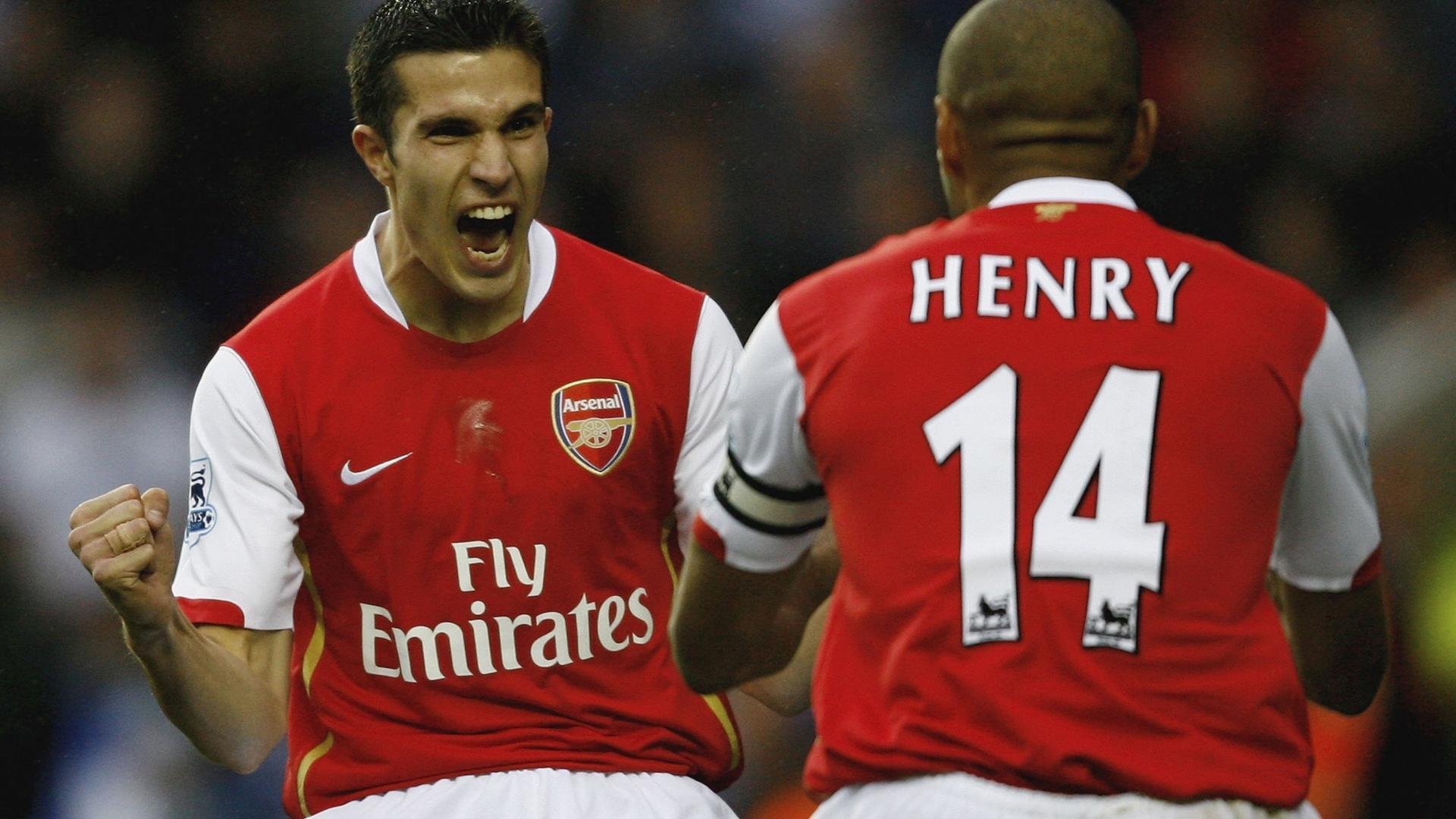 《顶级战队的背后：运营、训练全景揭秘》，顶级战队英文怎么写